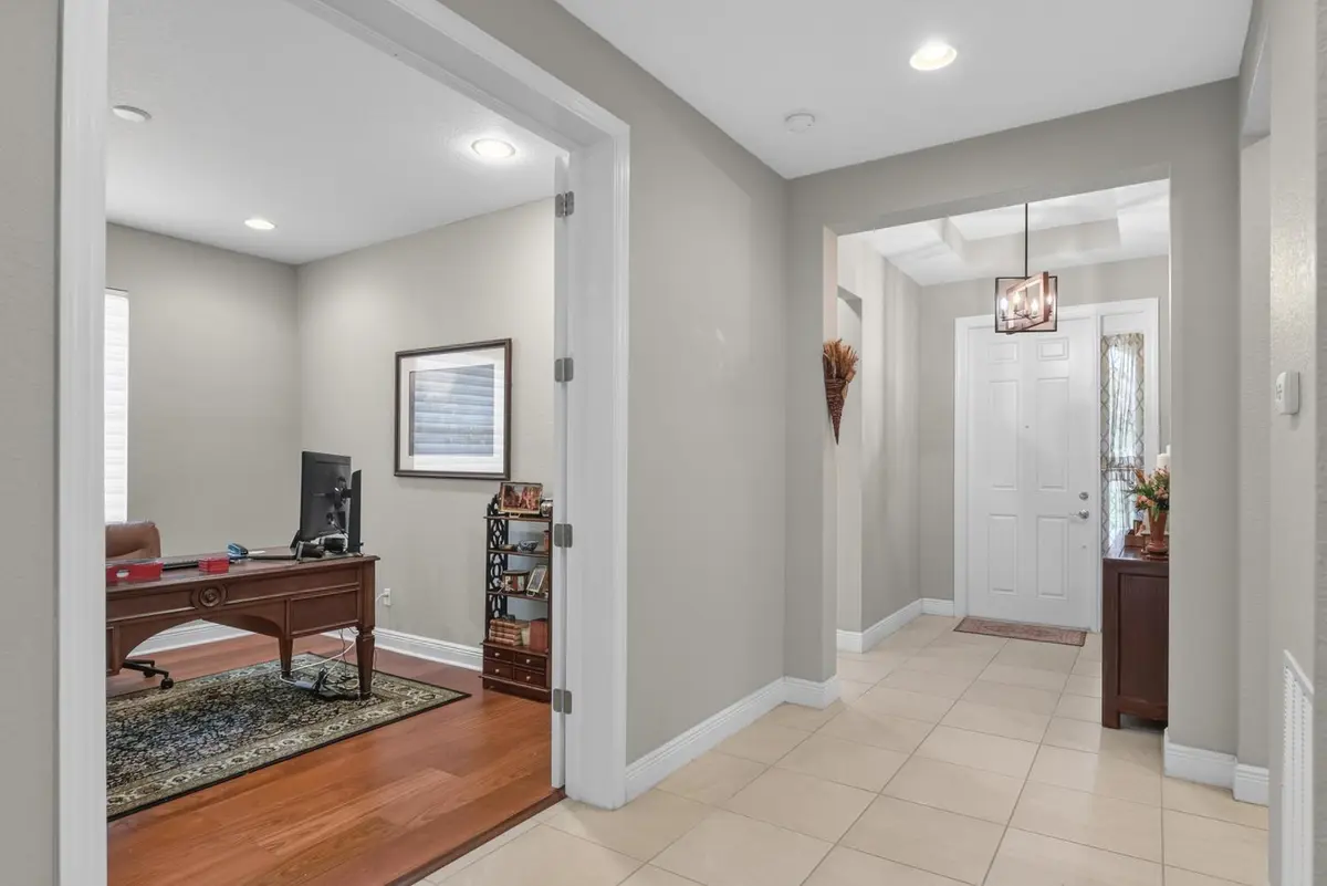 005-028-1332 NW Leonardo Cir-1499x1000 at 1332 NW Leonardo Circle, Port St. Lucie