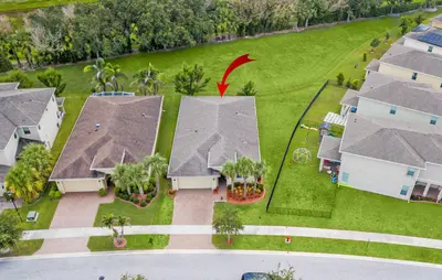 1332 NW Leonardo Circle, Port St. Lucie – Single Family Residence for sale