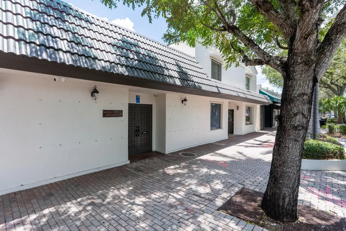 313-N-Krome-Ave-Homestead-FL-33030-Bessy at 313 N Krome Avenue, Homestead