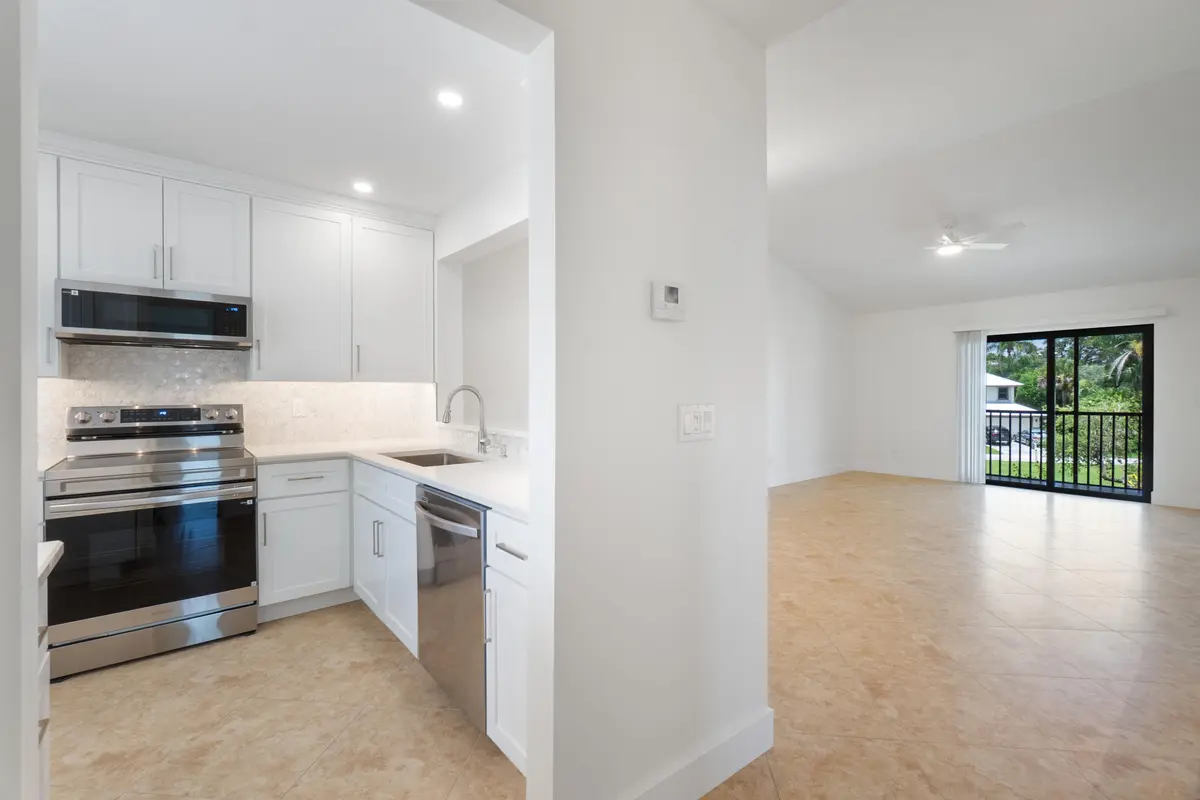 Estuary 108-005 at 2061 NW 21ST Terrace 108, Stuart