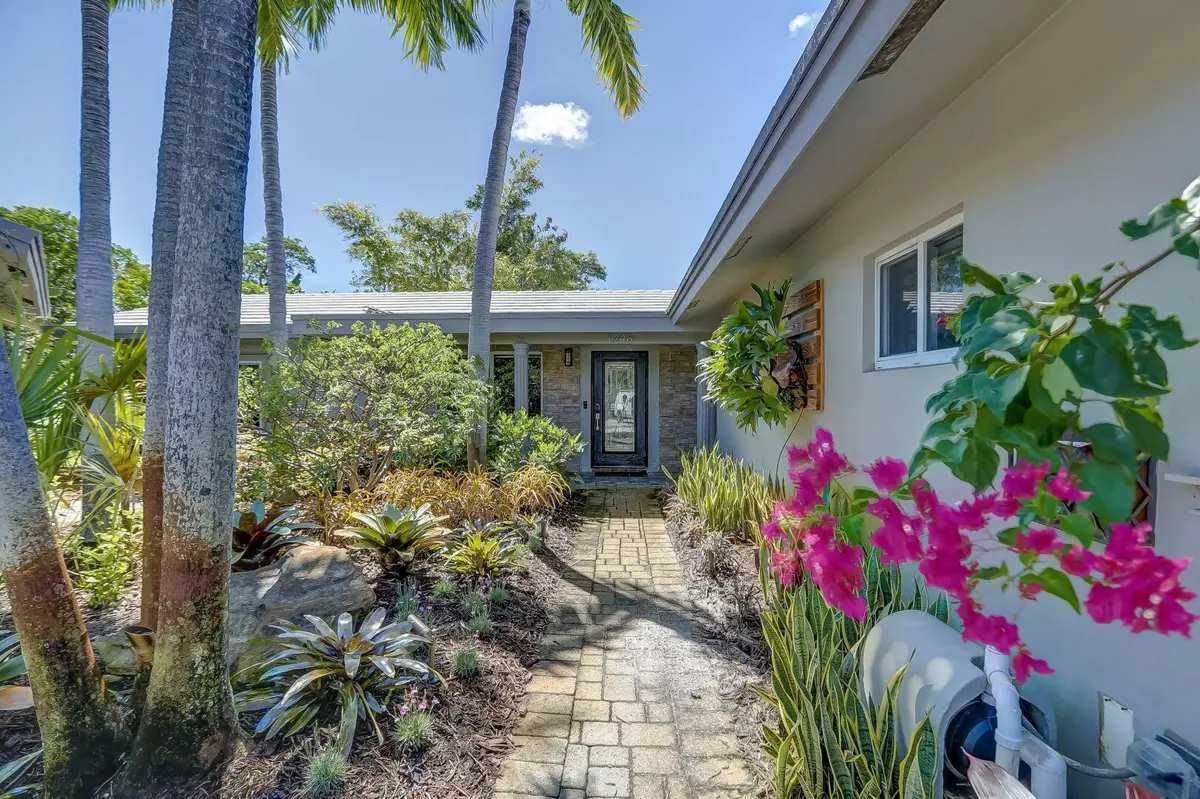 front 6 at 1948 NE 7TH Terrace, Wilton Manors