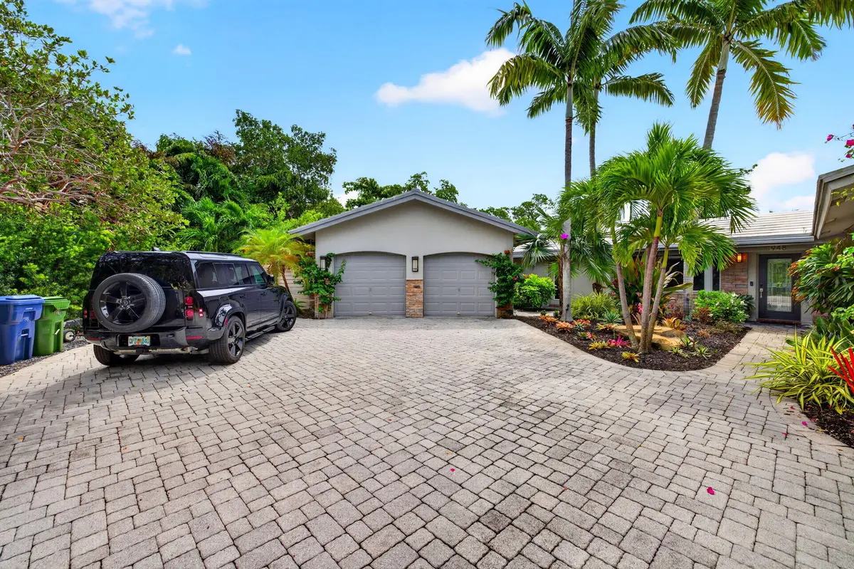 3-web-or-mls-699A2034 at 1948 NE 7TH Terrace, Wilton Manors