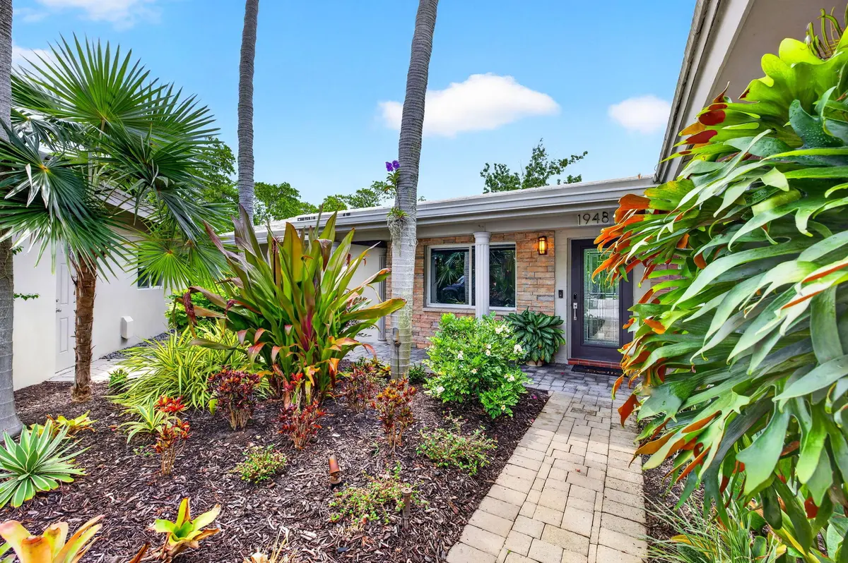 7-web-or-mls-699A2068 at 1948 NE 7TH Terrace, Wilton Manors