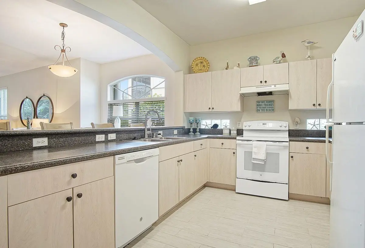 Photo 6 at 503 Southstar Drive 503, Fort Pierce