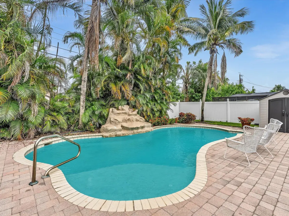 Pool at 11 FOREST HILLS Lane, Boca Raton