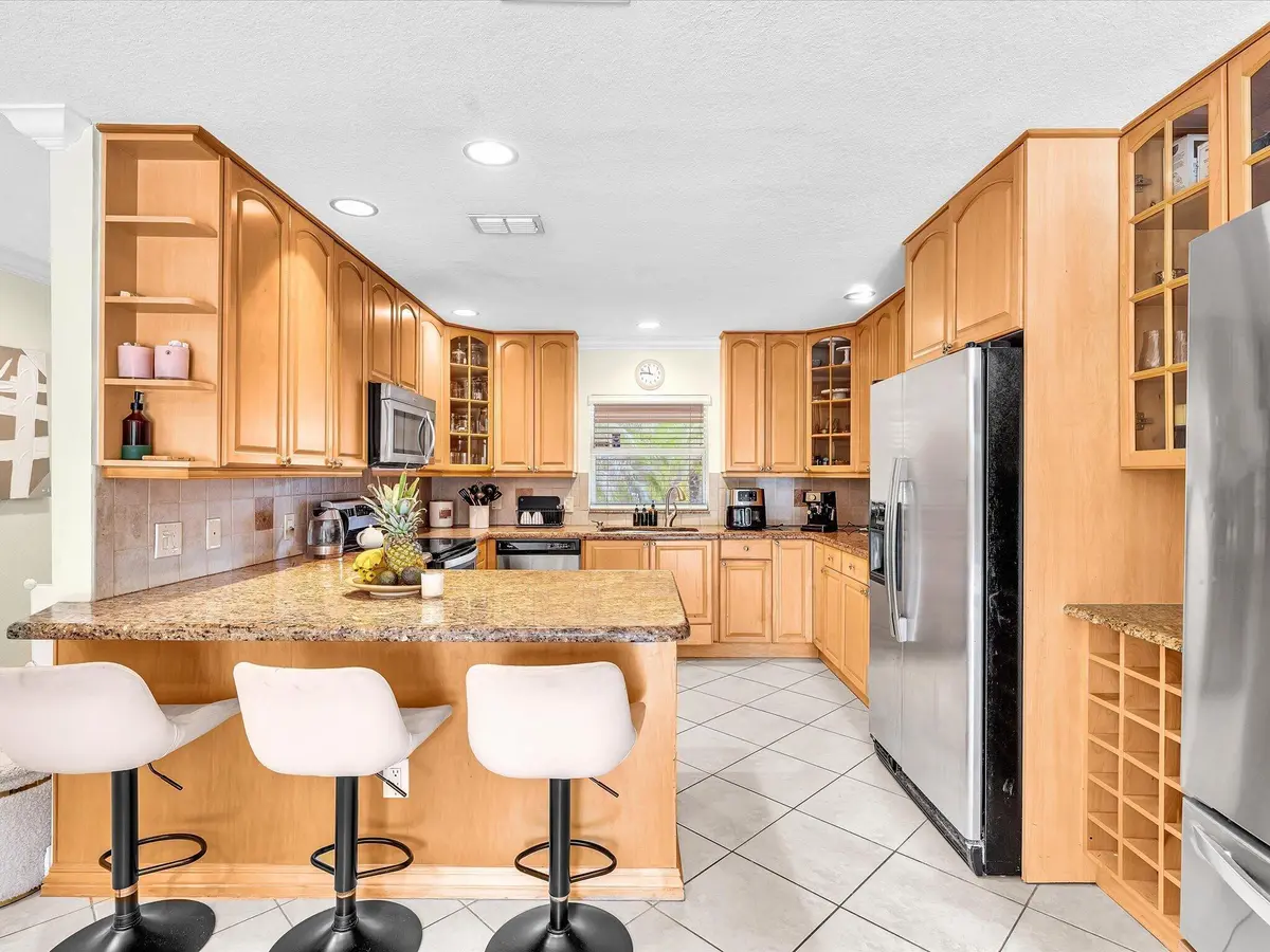 Kitchen at 11 FOREST HILLS Lane, Boca Raton