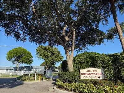 500 EXECUTIVE CENTER Drive 2A, West Palm Beach – Condominium for sale