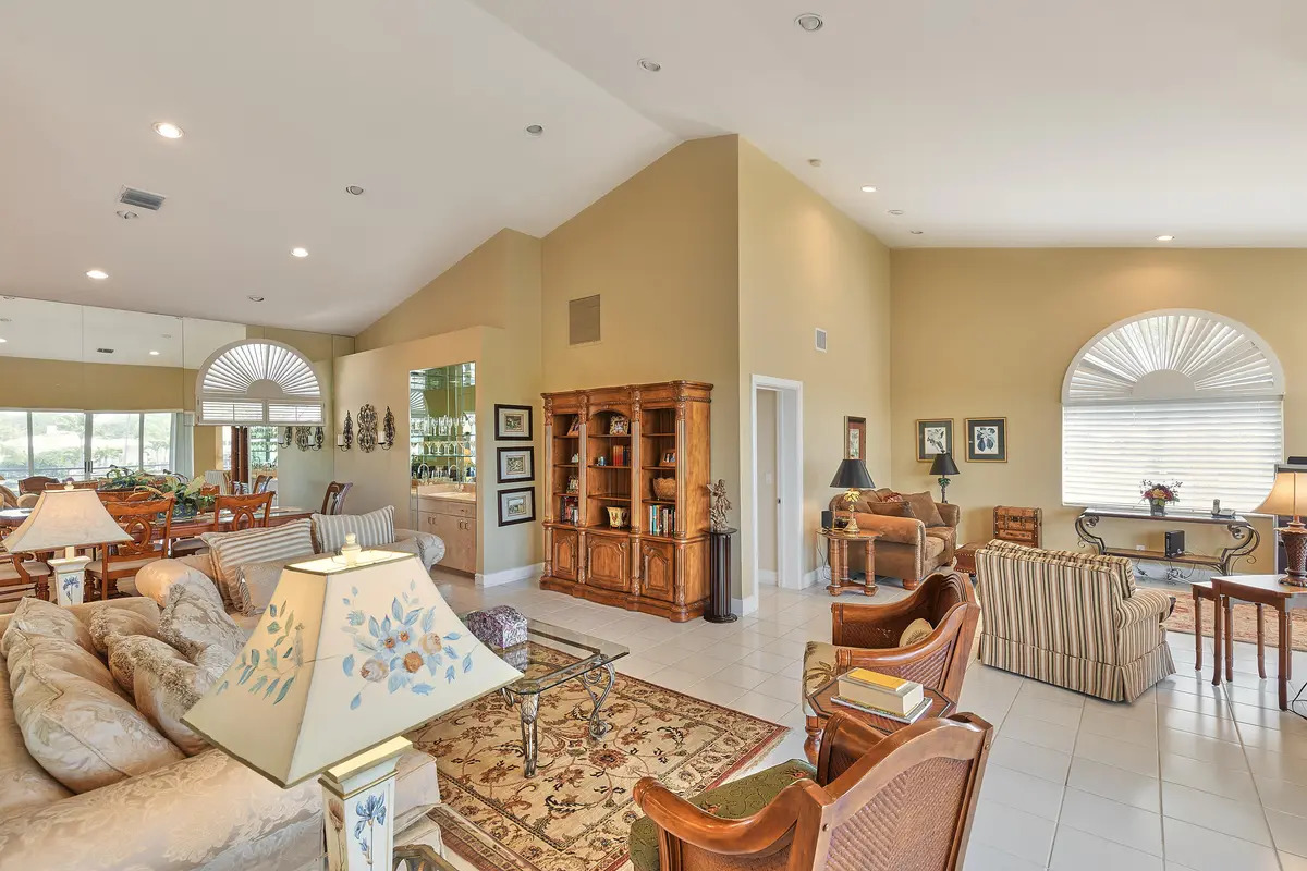 Living Area at 392 Spyglass Way, Jupiter