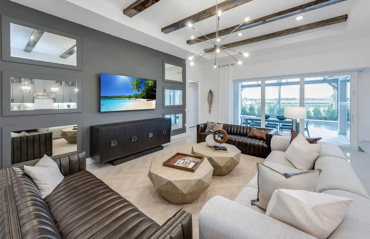 GATHERING ROOM at 10400 SW Highpointe Drive 120 Stellar, Stuart