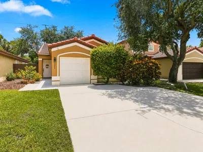 4344 NW 1st Street, Deerfield Beach – leased