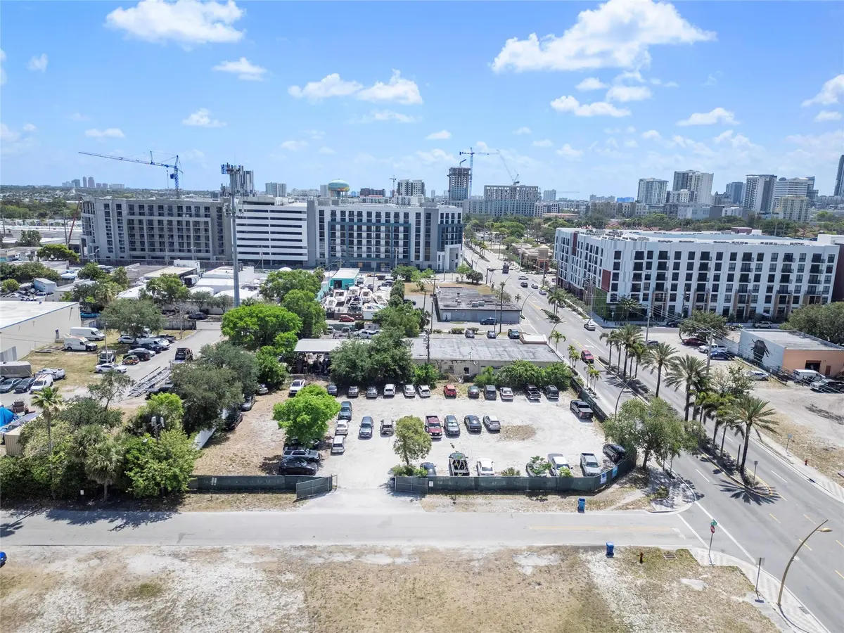 Photo 3 at 606 NW 8th Avenue, Fort Lauderdale