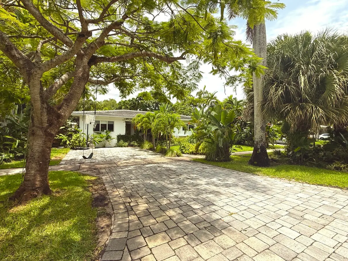 Front at 67 NW 97 th Street, Miami Shores