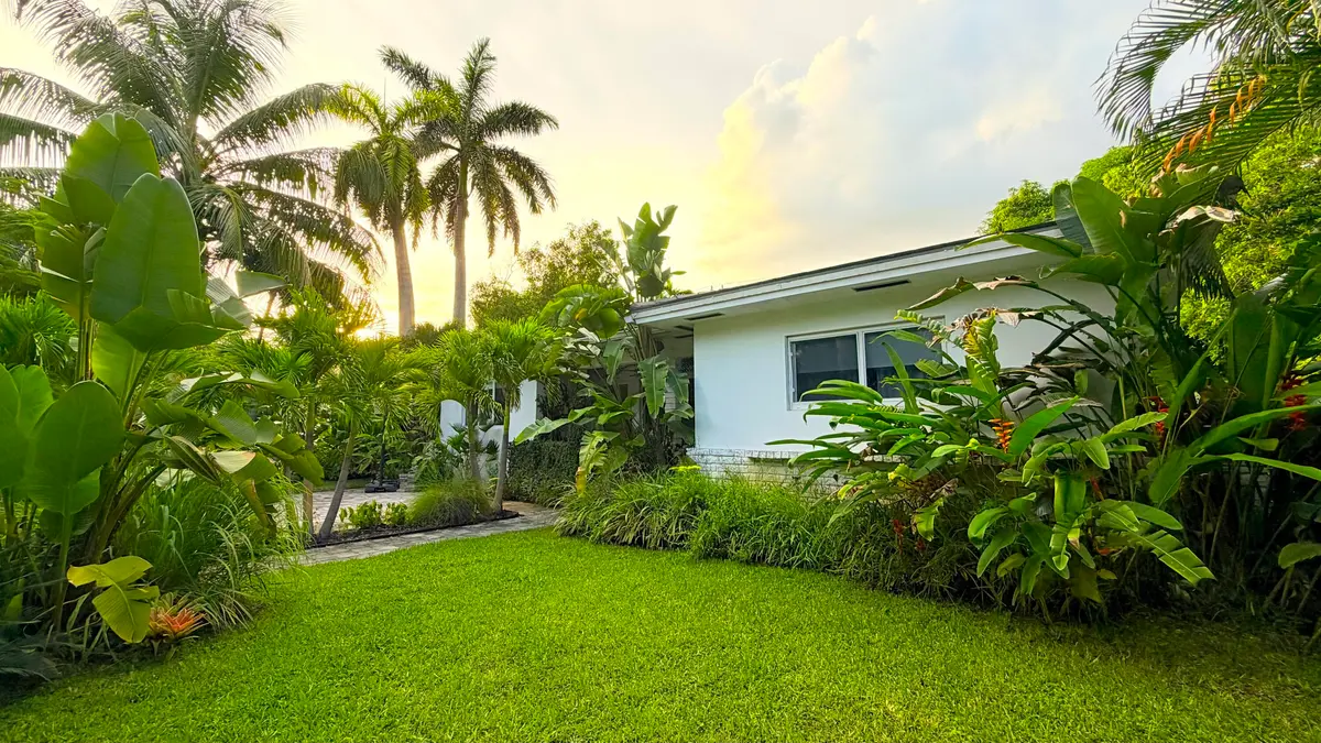 Front at 67 NW 97 th Street, Miami Shores