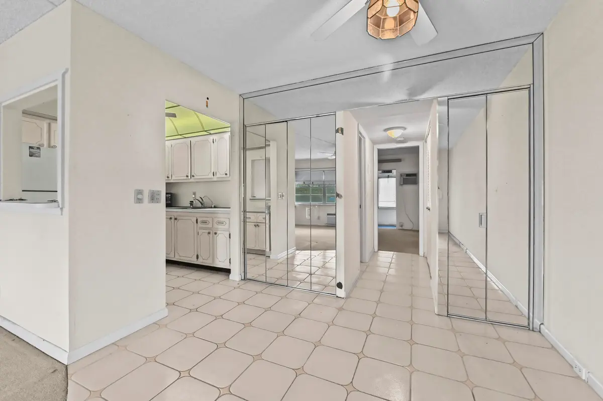 07 Dining Room 01 at 411 Durham N, Deerfield Beach