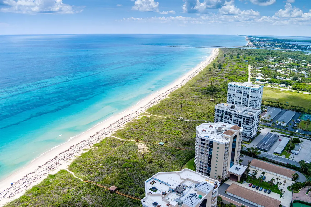 41-web-or-mls-2900-n-hwy-a1a-2d at 2900 N Highway PH-B, Fort Pierce