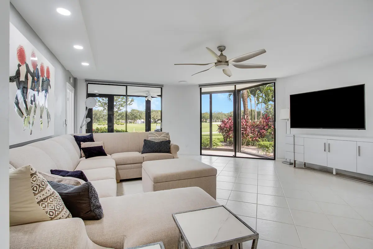 4_004 at 7236 Clunie Place 15302, Delray Beach