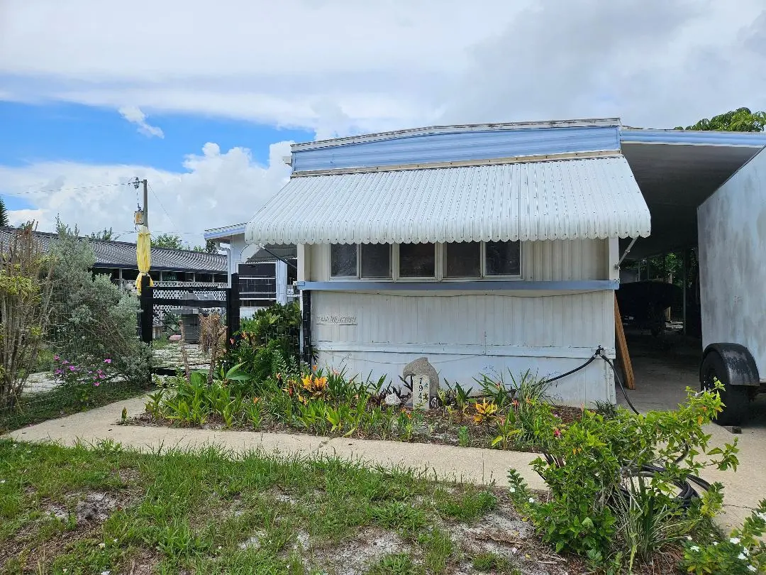 7942 skylark at 7942 SE SKYLARK Avenue, Hobe Sound