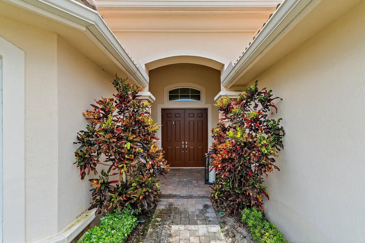 Front Exterior at 518 Carrara Court, Jupiter