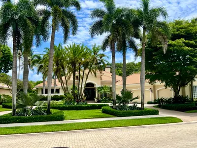 216 Grand Pointe Drive, Palm Beach Gardens – sold