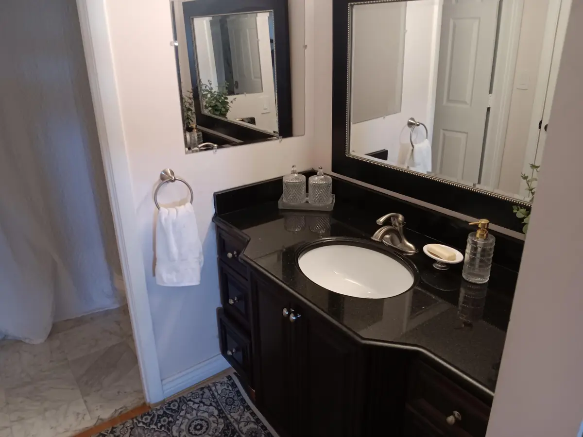 c89a30ec-876e-49f9-8352-8b11f905d734 at 3200 PORT ROYALE Drive 1009, Fort Lauderdale