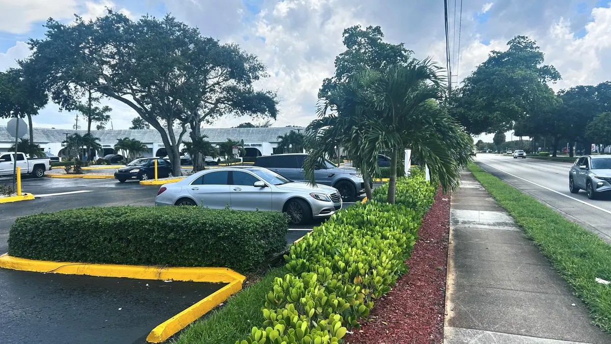 Community Amenities at 7200 W COMMERCIAL Boulevard 201, Lauderhill