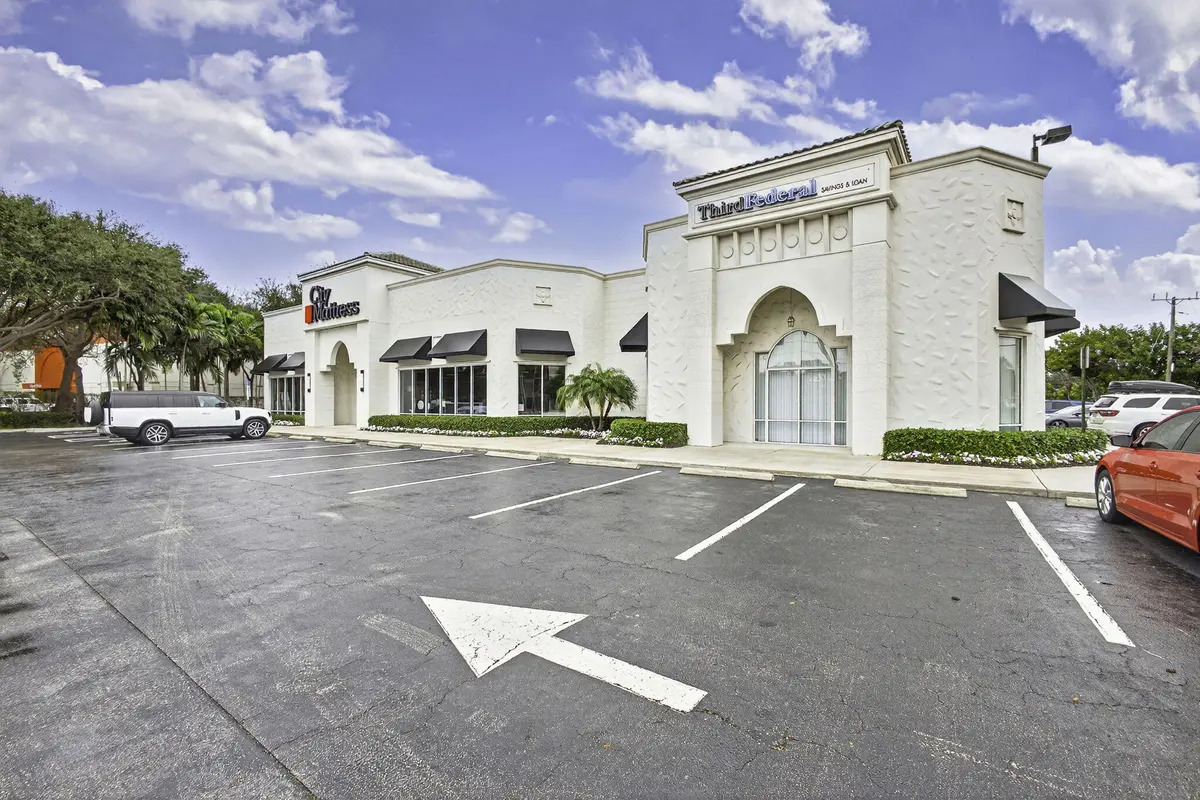 6-web-or-mls-5D1A5178 at 11701 US HIGHWAY 1, Palm Beach Gardens