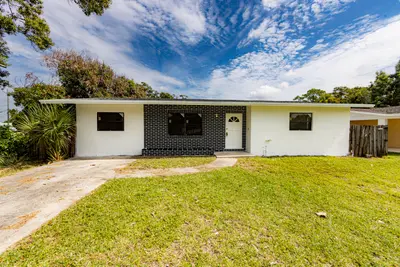 2308 GEORGIA Avenue, Fort Pierce – Single Family Residence for sale