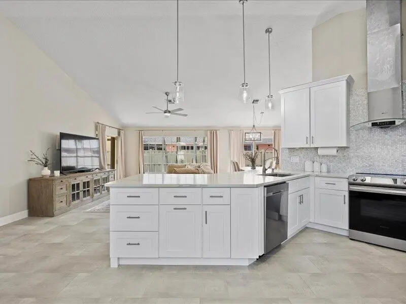 07-LUX_2701 at 237 MOCCASIN Trail, Jupiter