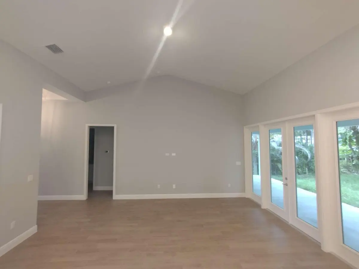 Manos.9 at 662 NE WAVERLY Terrace, Jensen Beach