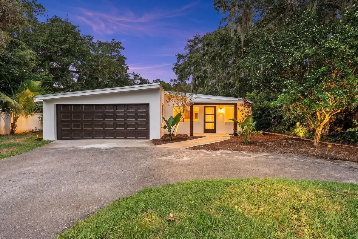 44-web-or-mls-IMG_7455 at 3615 INDIAN RIVER Drive, Vero Beach
