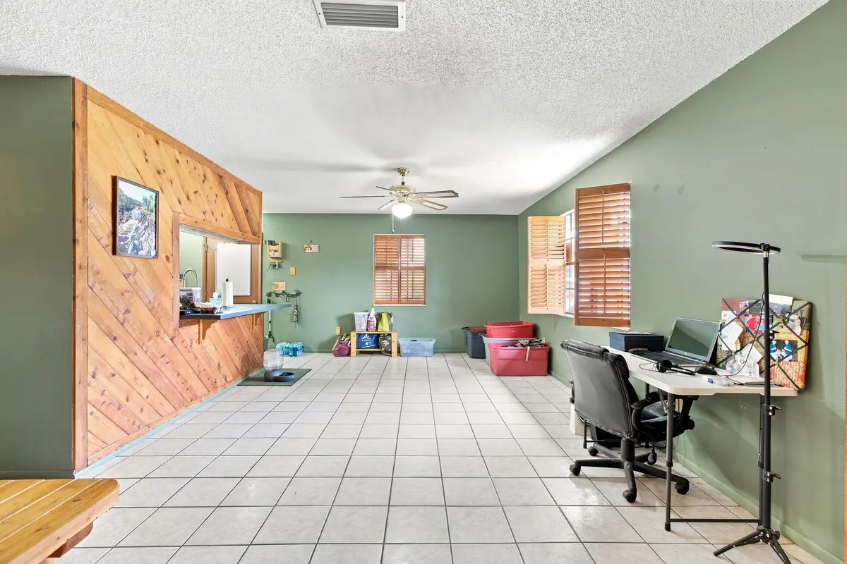 5-web-or-mls-V7A_8618-topaz at 7405 Brookline Avenue, Fort Pierce