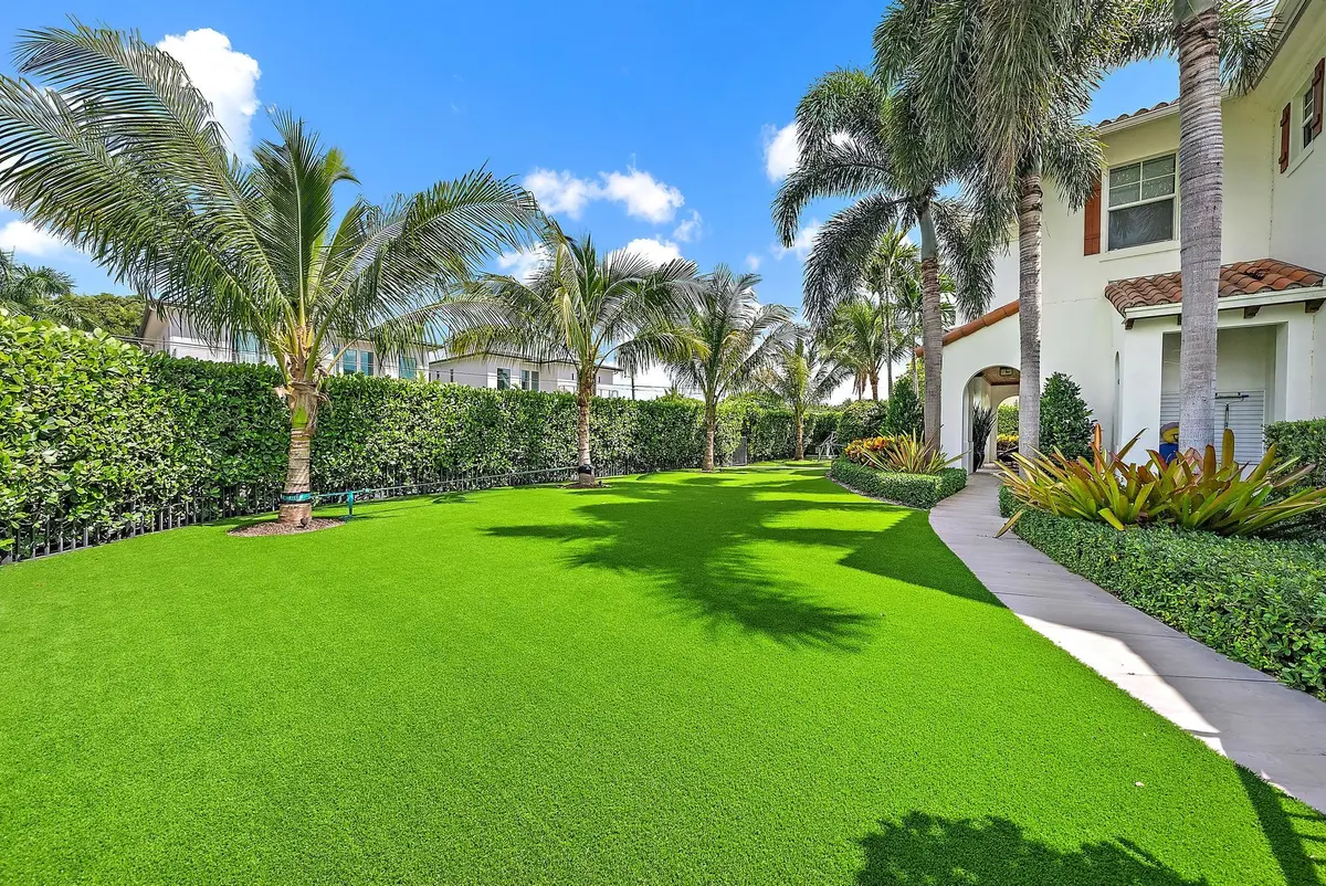 914 Ne 2nd Ave at 914 NE 2ND Avenue, Delray Beach
