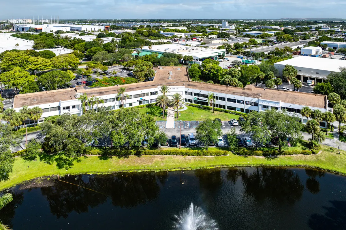 026-555 at 555 SW 12th Avenue 106, Pompano Beach