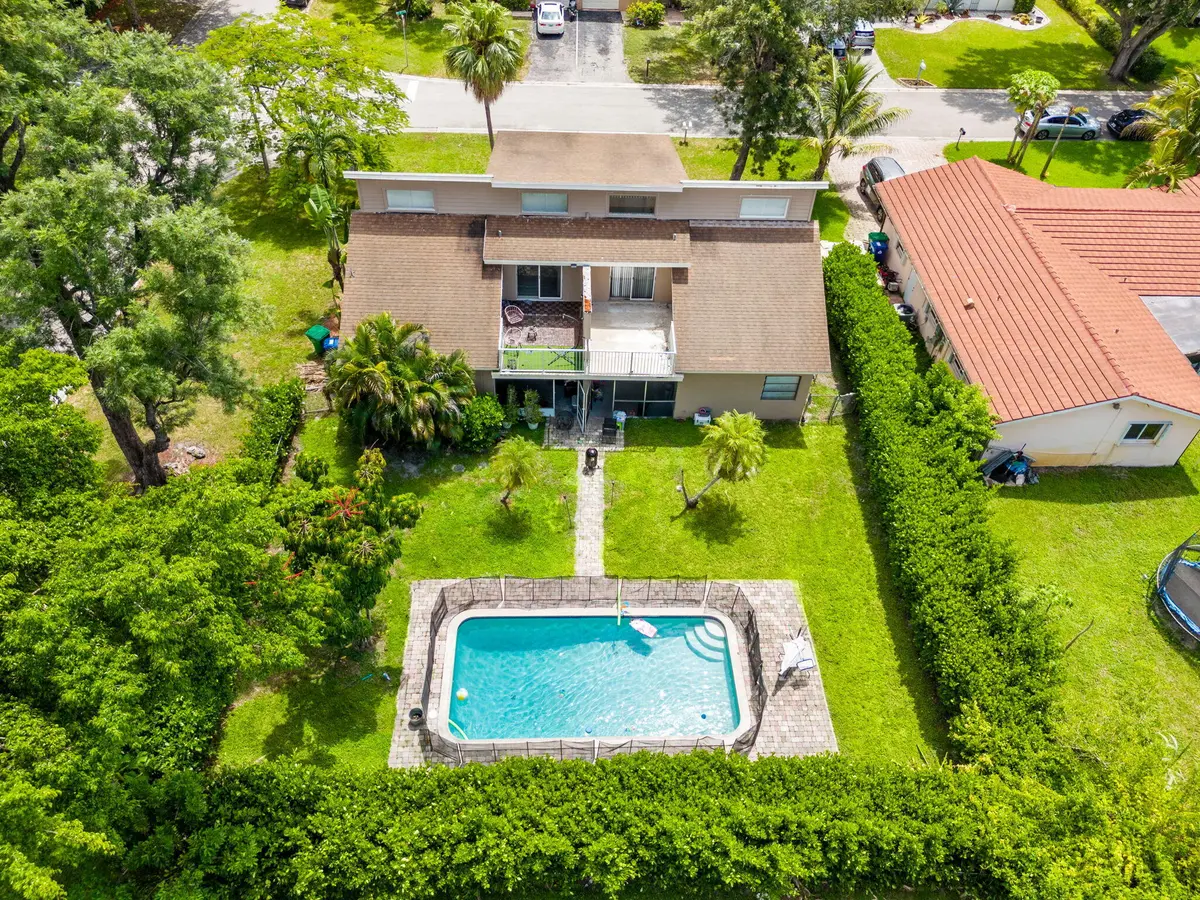 68-web-or-mls-DJI_20260731121814_0038_D at 4470 NW 109TH Terrace, Coral Springs