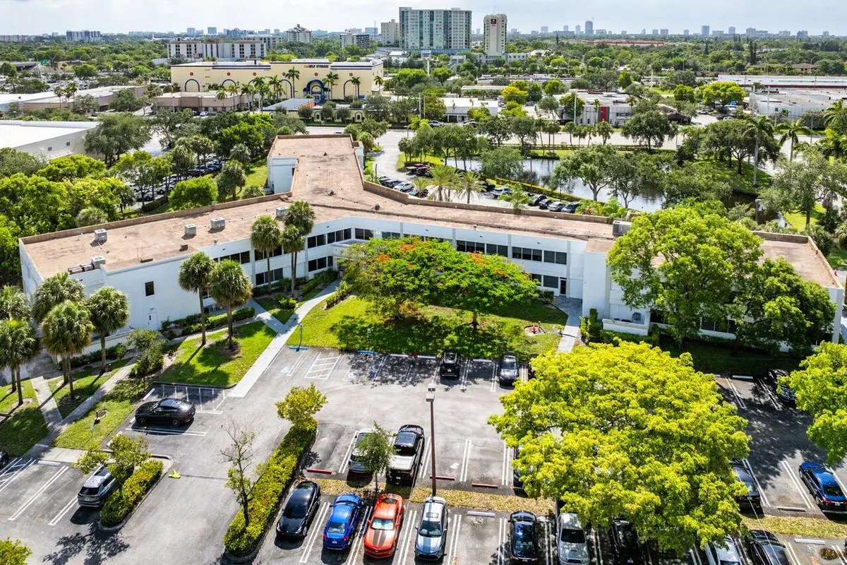 021-555Southwest12thAvenue-PompanoBeach- at 555 SW 12th Avenue 206, Pompano Beach