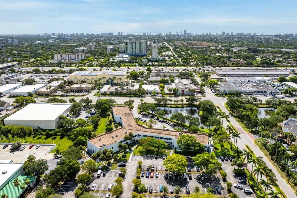 023-555Southwest12thAvenue-PompanoBeach- at 555 SW 12th Avenue 206, Pompano Beach