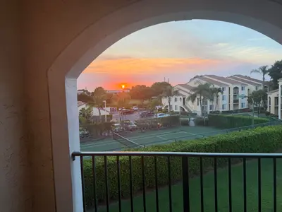 1743 Village Boulevard 304, West Palm Beach – sold