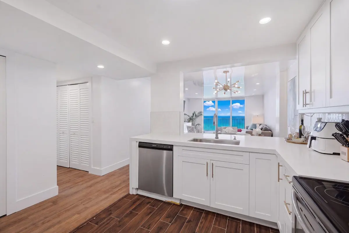 3580 S Ocean Blvd South Palm Beach FL 18 at 3580 S Ocean Boulevard 7F, South Palm Beach