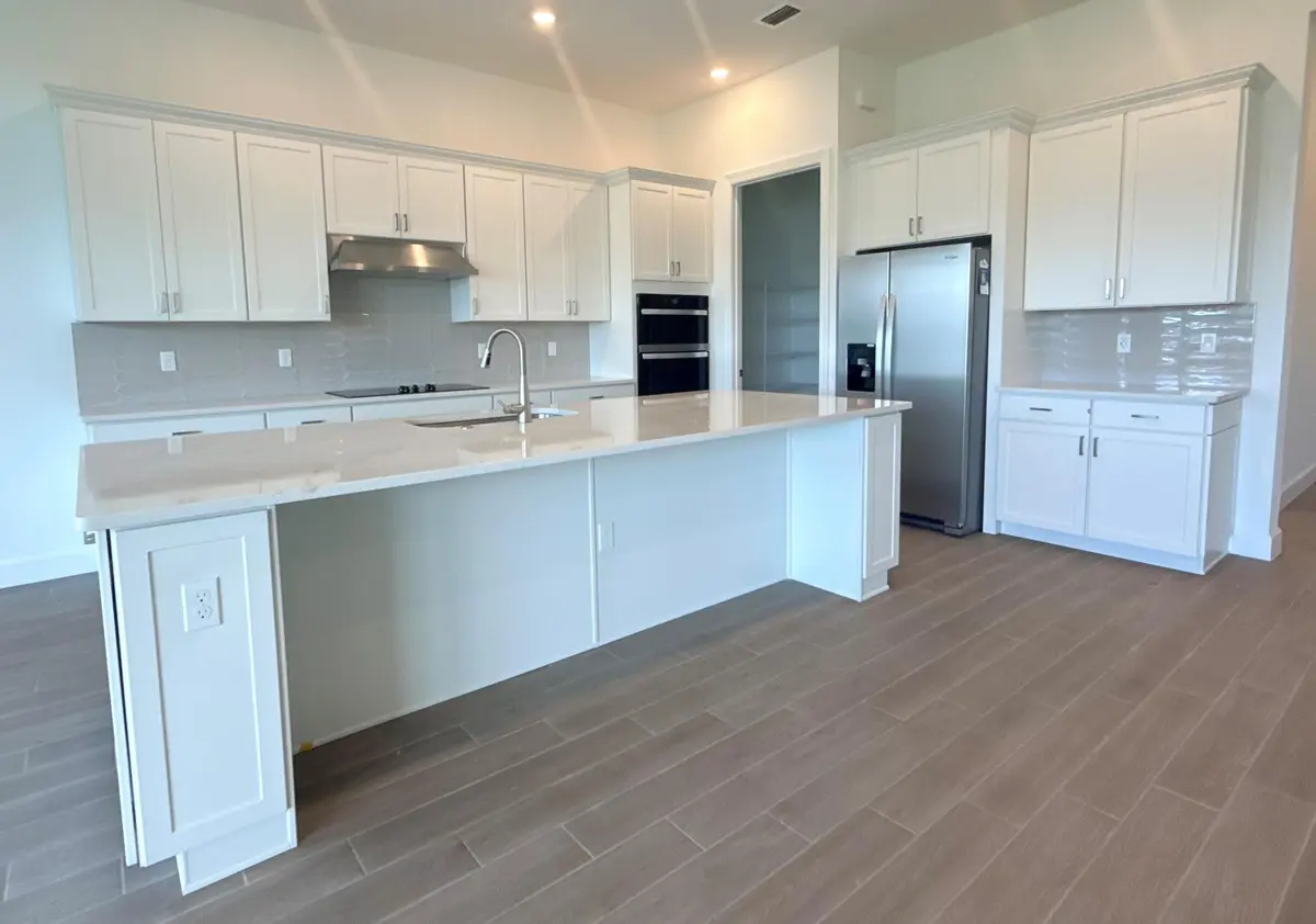 120 Kitchen at 10400 SW Highpointe Drive 120 Stellar, Stuart