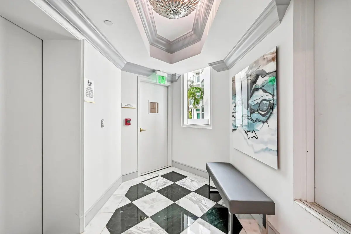 5-web-or-mls-SE Mizner Blvd b206-S3107-0 at 550 SE Mizner Boulevard B206, Boca Raton