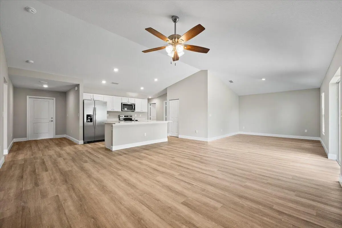 02-LUX_3481 at 7002 Paso Robles Boulevard, Fort Pierce