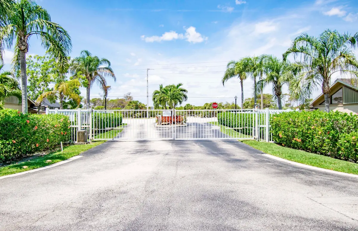 1801_S_US_HWY_1_12B_OCEANSIDE_TERRACE_JU at 1801 S Us Highway 1 5a, Jupiter