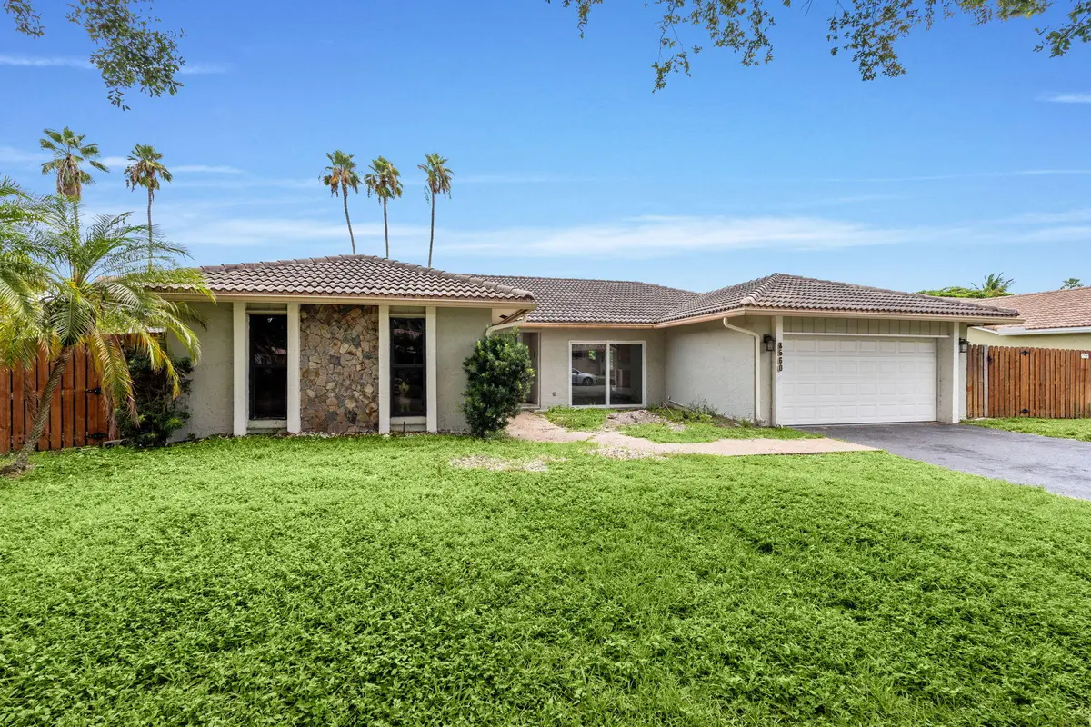 3-web-or-mls-A7404208 at 8560 NW 2nd Street, Coral Springs