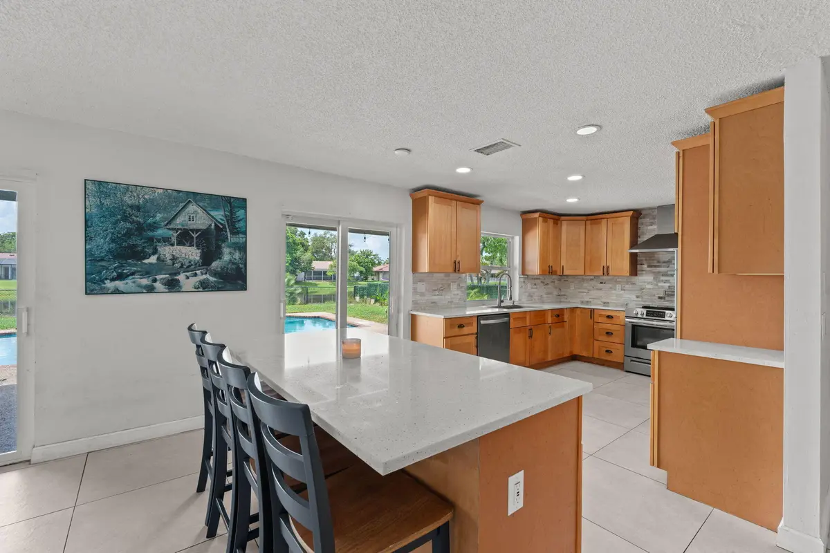 15-web-or-mls-A7404139 at 8560 NW 2nd Street, Coral Springs