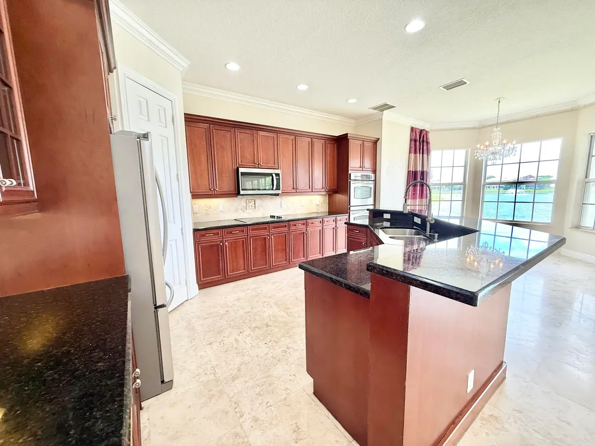 SPACIOUS GRANITE KITCHEN at 9656 Cobblestone Creek Drive, Boynton Beach