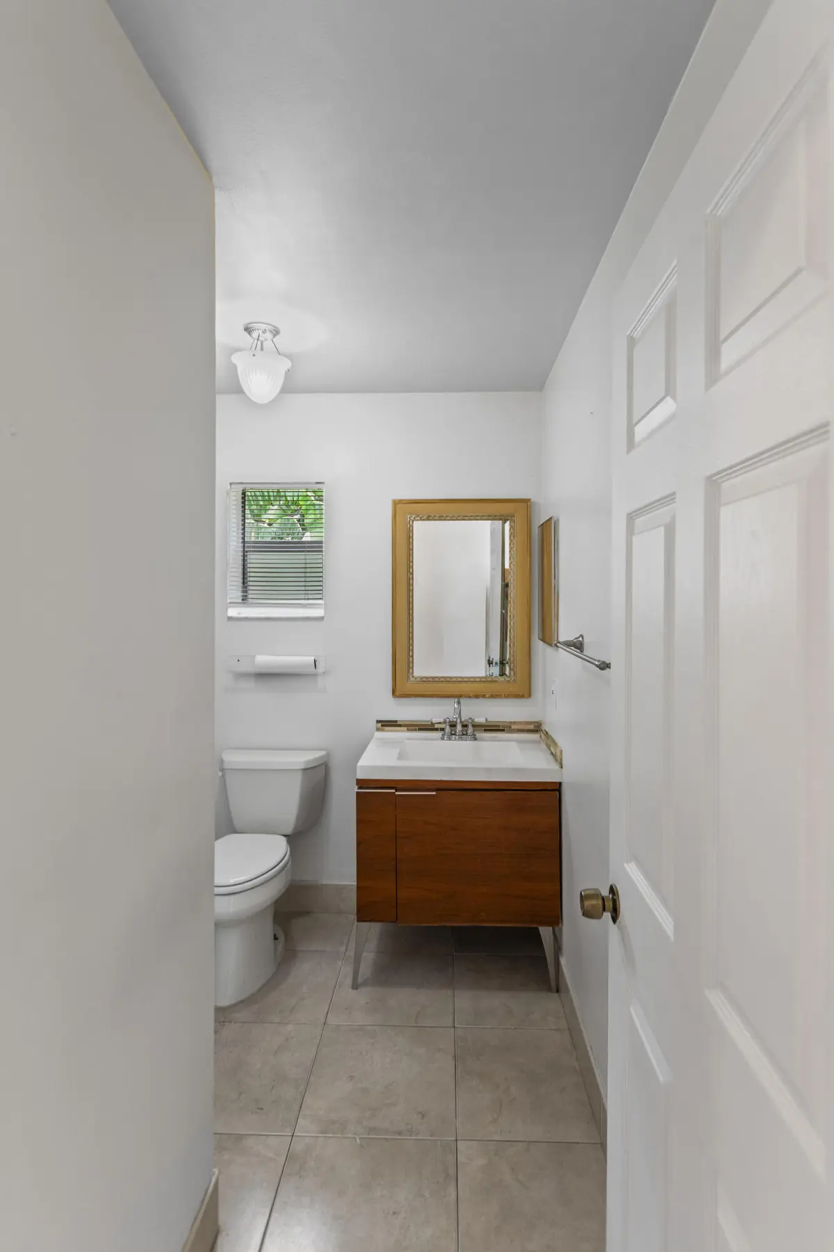 585A1083 at 13945 LANGLEY Place, Davie