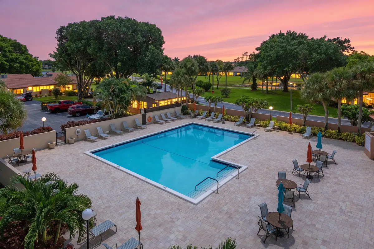 Twilight at 9286 VISTA DEL LAGO F, Boca Raton