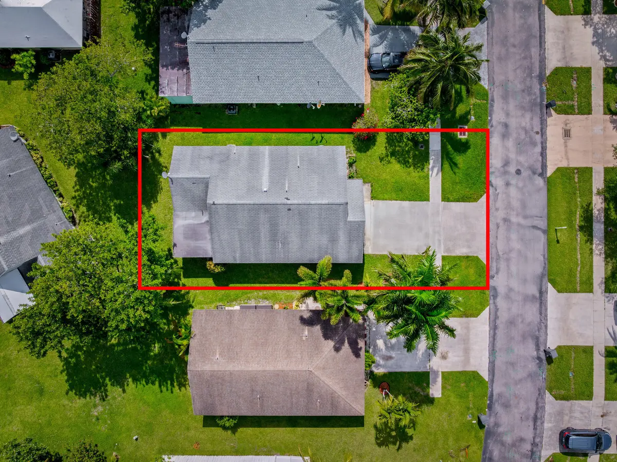 33_outlined-02 at 1442 Summit Run Circle, West Palm Beach