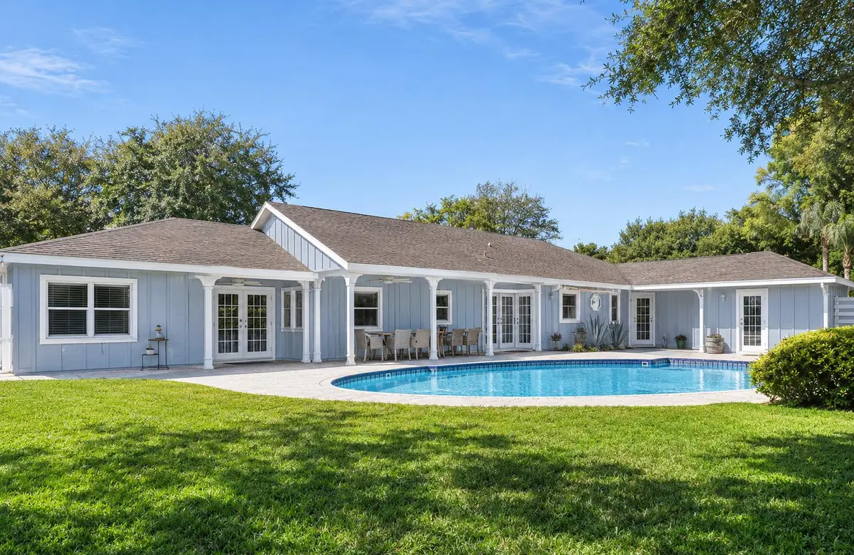 68654252-F316-4CF6-8EA2-273DAC0C3802 at 14930 SW 145th Street, Miami