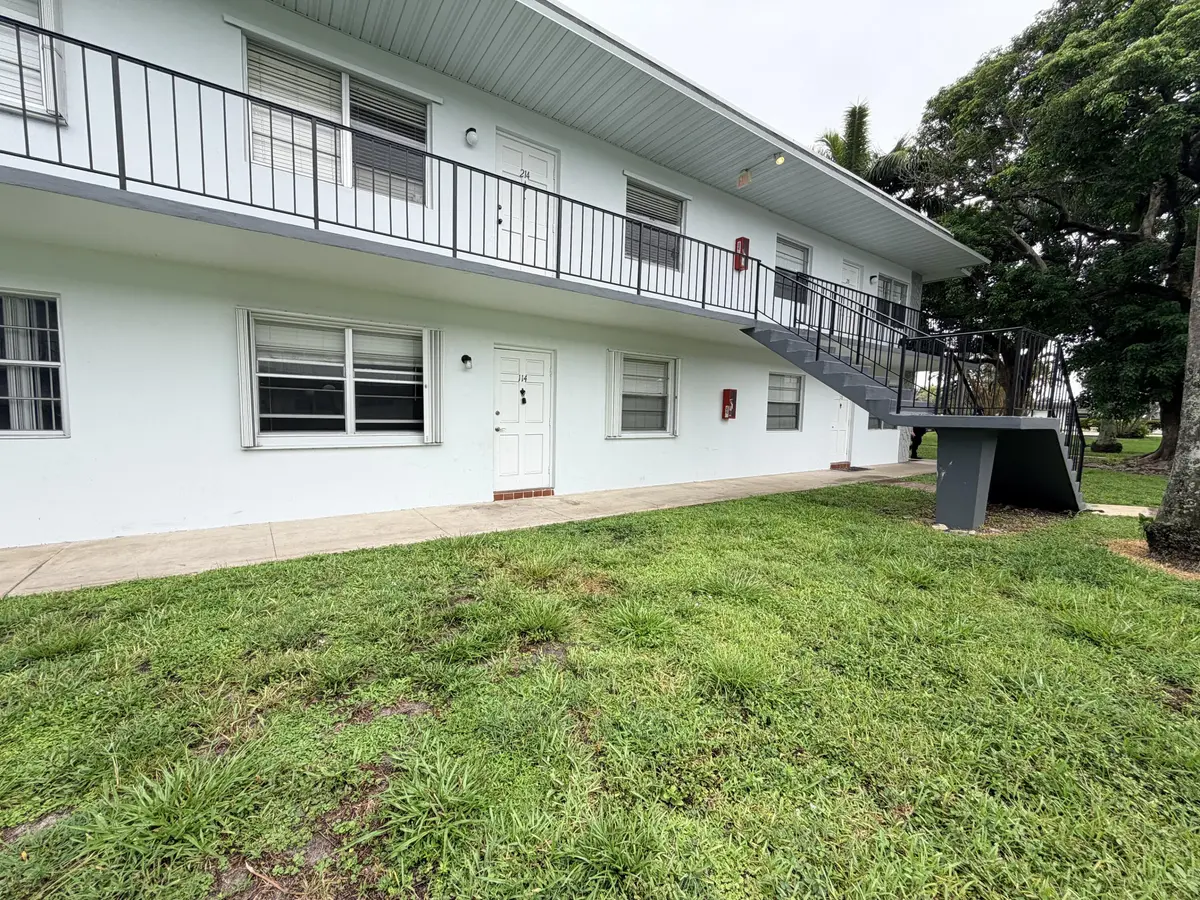 IMG_5161 at 6191 SW 37th Street Apt 114, Davie